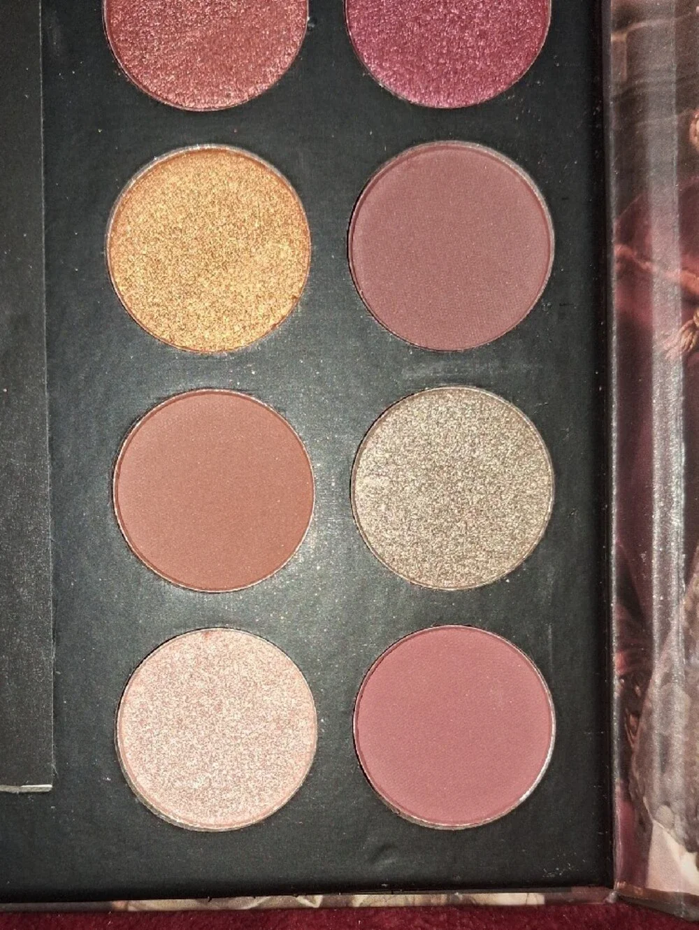 Eyeshadow Palette - Multi-Color Matte & Shimmer Set